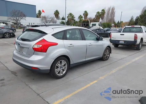 2012 Ford Focus Sel z USA, uszkodzony, nr VIN 1FAHP3M22CL111590